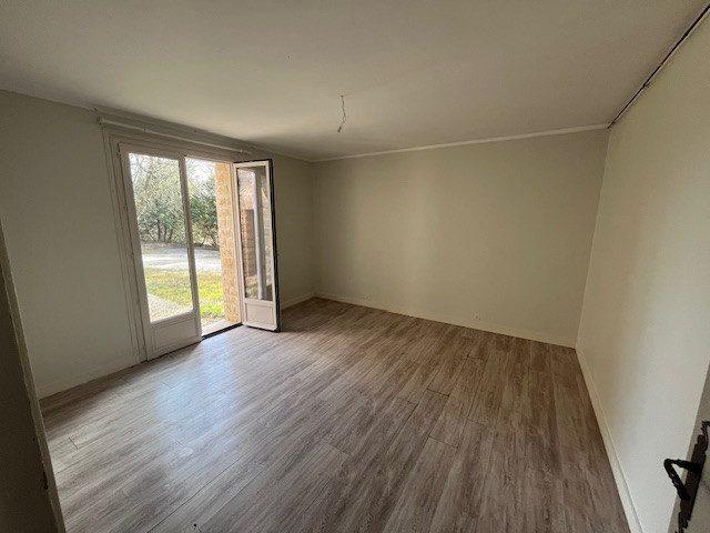 Maison traditionnelle - 175 m² - 6 pièces