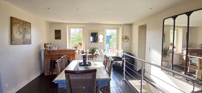 Maison ancienne - 199 m² - 8 pièces