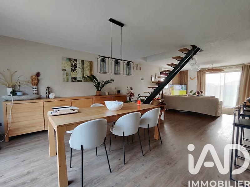 Maison - 138 m² - 6 pièces