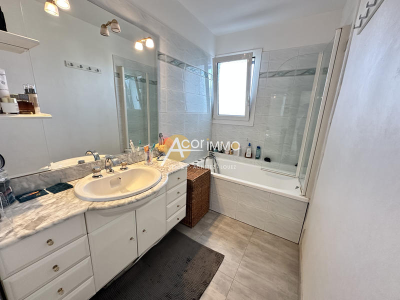 Appartement - 76 m² - 4 pièces