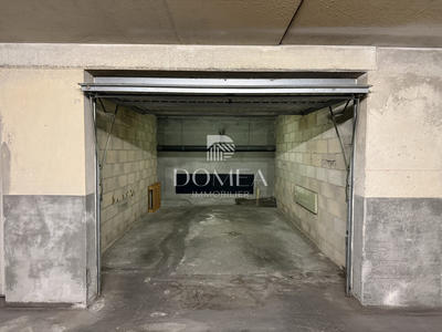 Parking / Garage - 16 m²