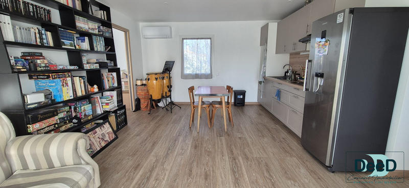 Maison contemporaine - 159 m² - 7 pièces