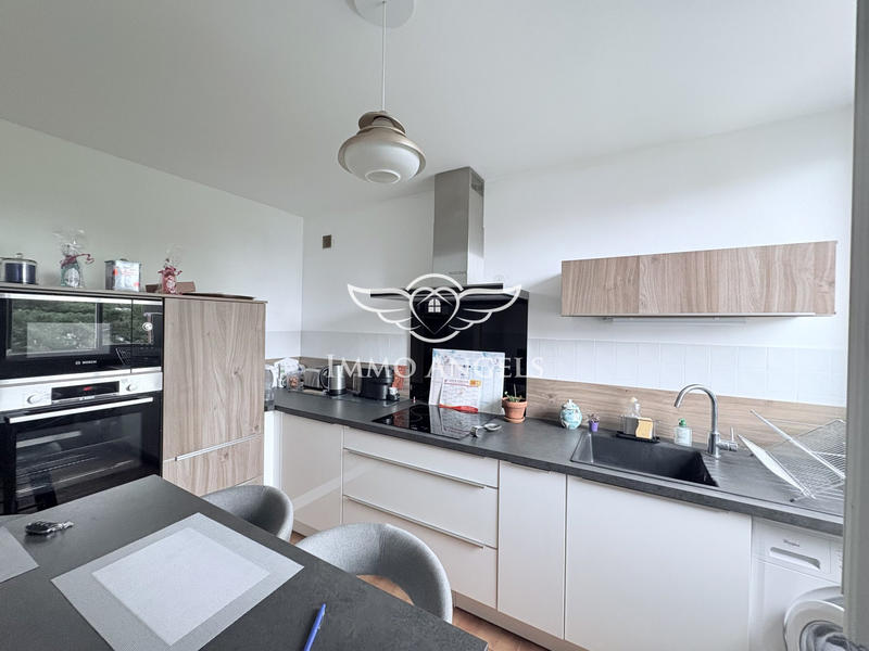 Appartement - 84 m² - 4 pièces