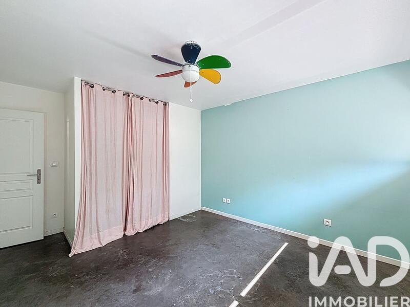 Appartement - 90 m² - 3 pièces