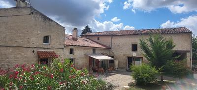 Maison ancienne - 309 m² - 13 pièces