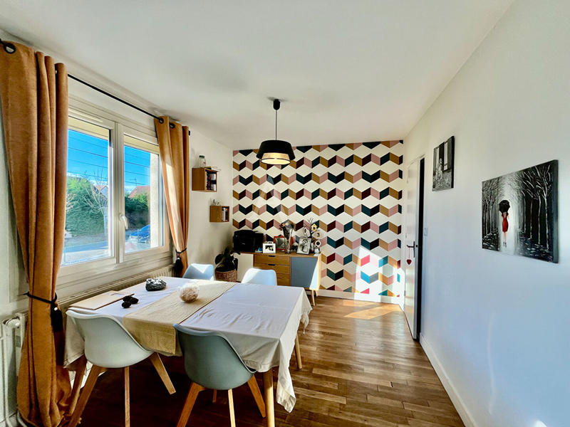 Maison - 83 m² - 4 pièces