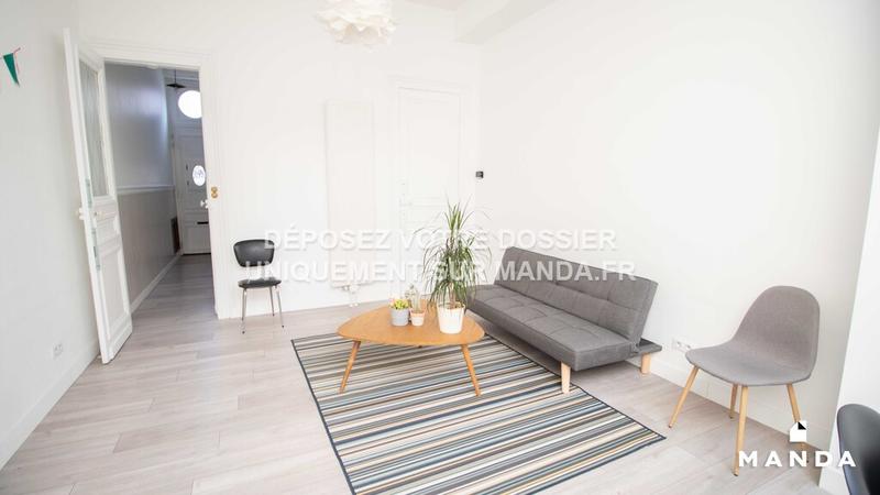 Chambre - 10 m² - 5 pièces