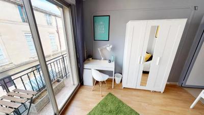 Chambre - 10 m² - 4 pièces