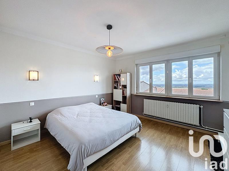 Appartement - 121 m² - 4 pièces