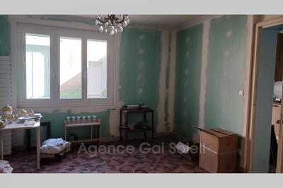 Maison - 290 m² - 6 pièces