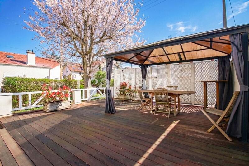 Maison - 152 m² - 5 pièces