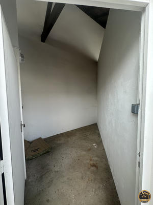 Parking / Garage - 6 m²