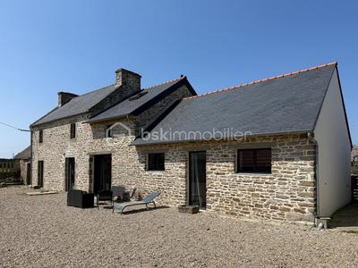 Corps de ferme - 145 m² - 6 pièces