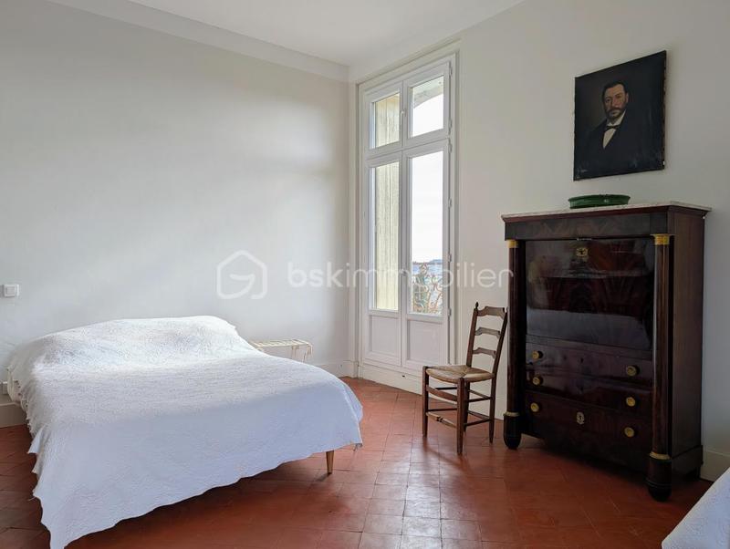 Maison de maîtres - 384 m² - 12 pièces