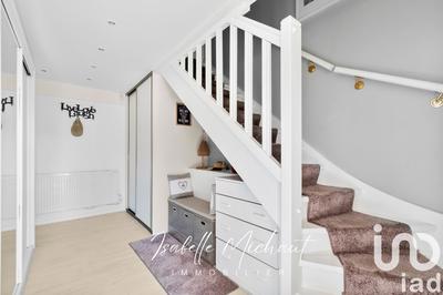 Maison - 150 m² - 8 pièces