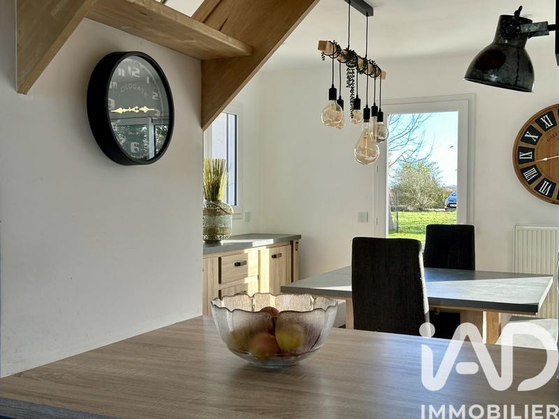 Maison - 102 m² - 5 pièces