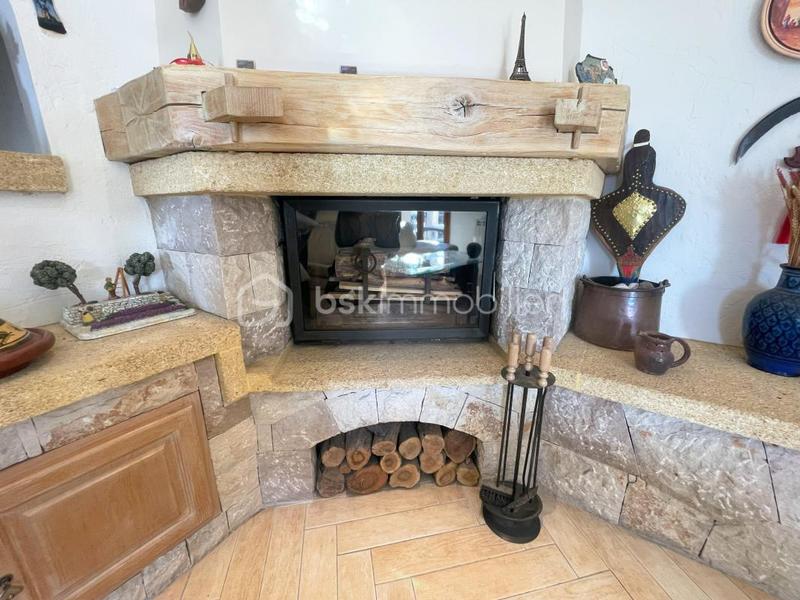 Maison traditionnelle - 140 m² - 4 pièces