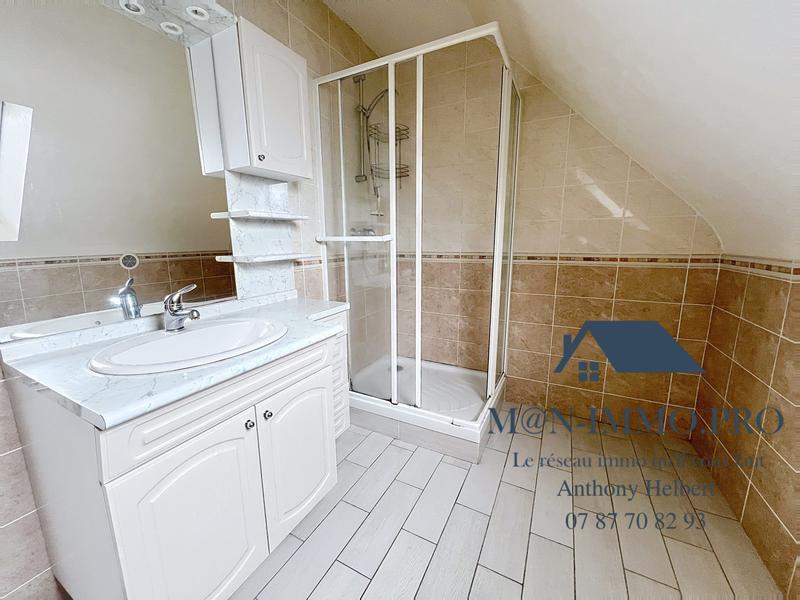 Maison traditionnelle - 99 m² - 6 pièces