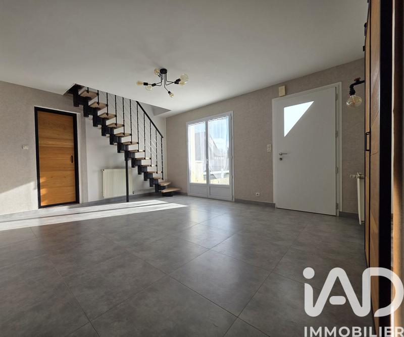 Maison - 162 m² - 8 pièces