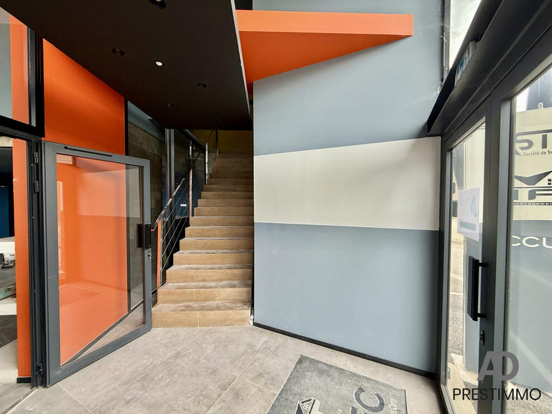 Local commercial - 300 m²