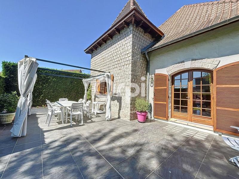 Maison - 264 m² - 7 pièces