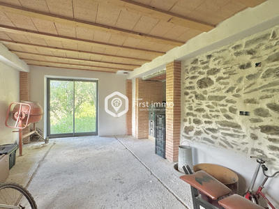 Maison - 75 m² - 5 pièces