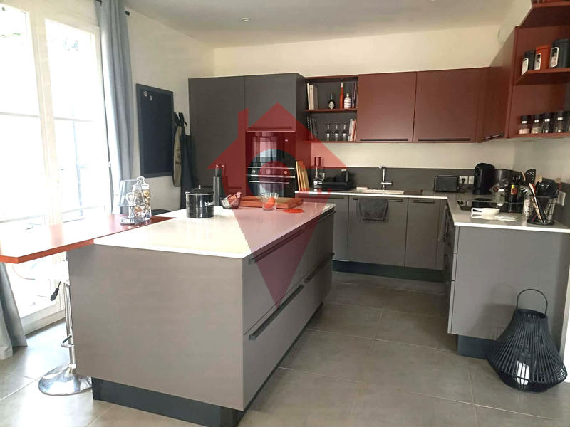 Maison - 148 m² - 5 pièces