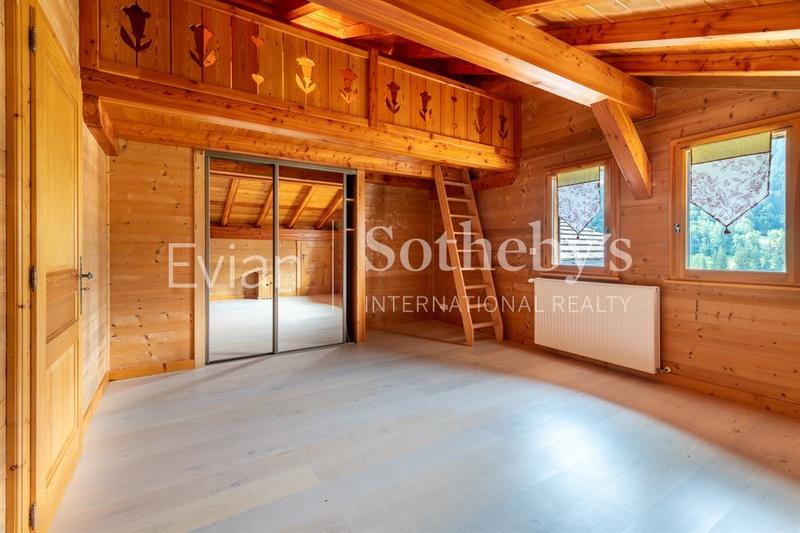 Châlet - 228 m² - 10 pièces