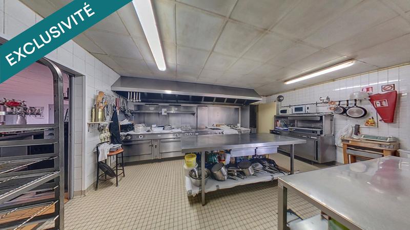 Local commercial - 470 m² - 8 pièces