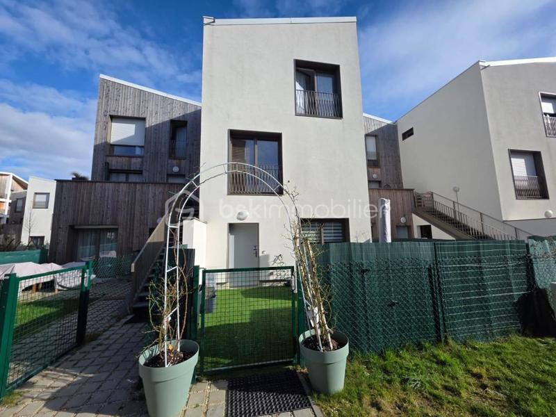 Duplex - 76 m² - 4 pièces