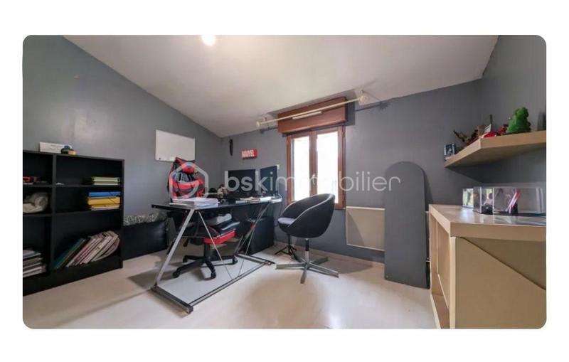 Maison - 166 m² - 6 pièces