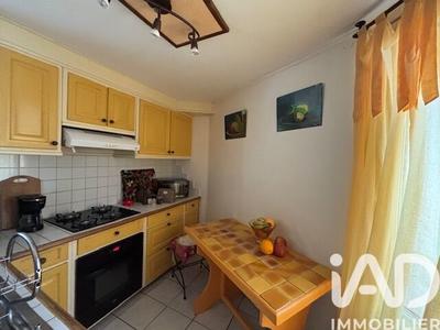 Maison de ville - 69 m² - 4 pièces