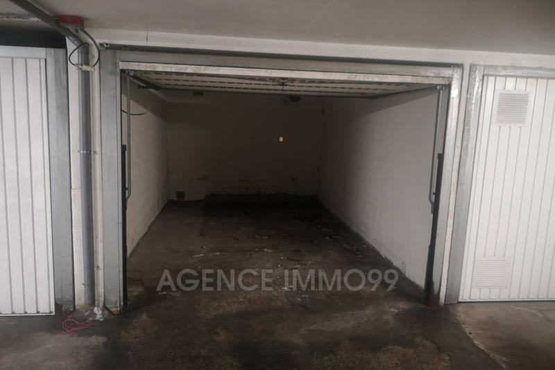 Parking / Garage - 14 m²