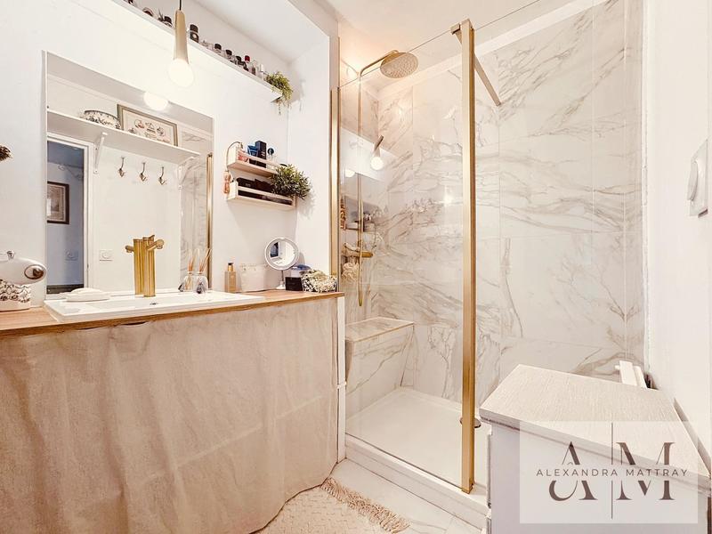 Appartement - 89 m² - 5 pièces