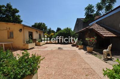 Maison - 157 m² - 6 pièces