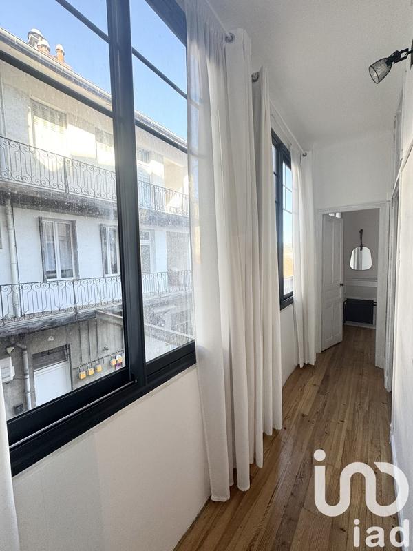 Appartement - 93 m² - 3 pièces