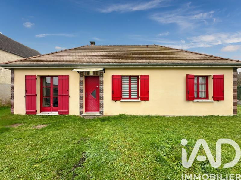 Maison - 93 m² - 5 pièces