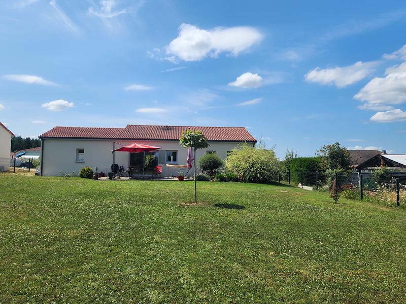 Maison - 90 m² - 5 pièces