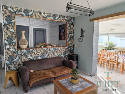 Maison - 121 m² - 6 pièces