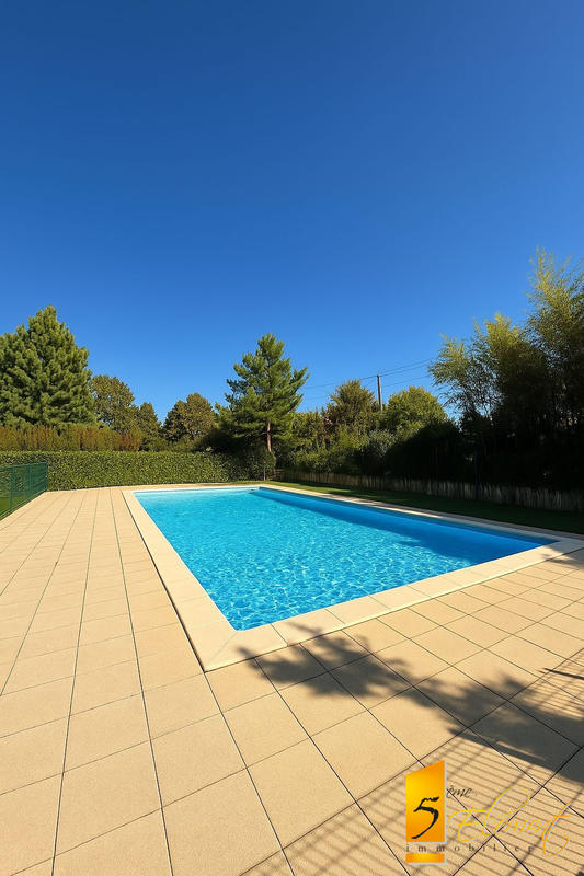 Appartement - 75 m² - 3 pièces