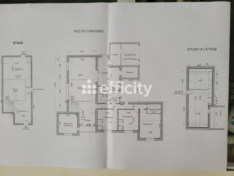 Maison - 212 m² - 7 pièces