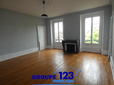 Appartement - 118 m² - 3 pièces