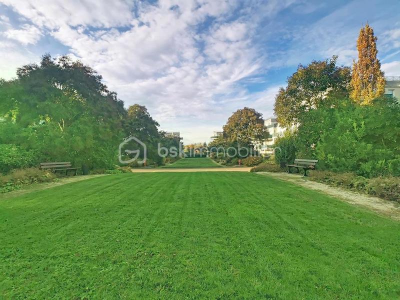 Appartement - 75 m² - 4 pièces