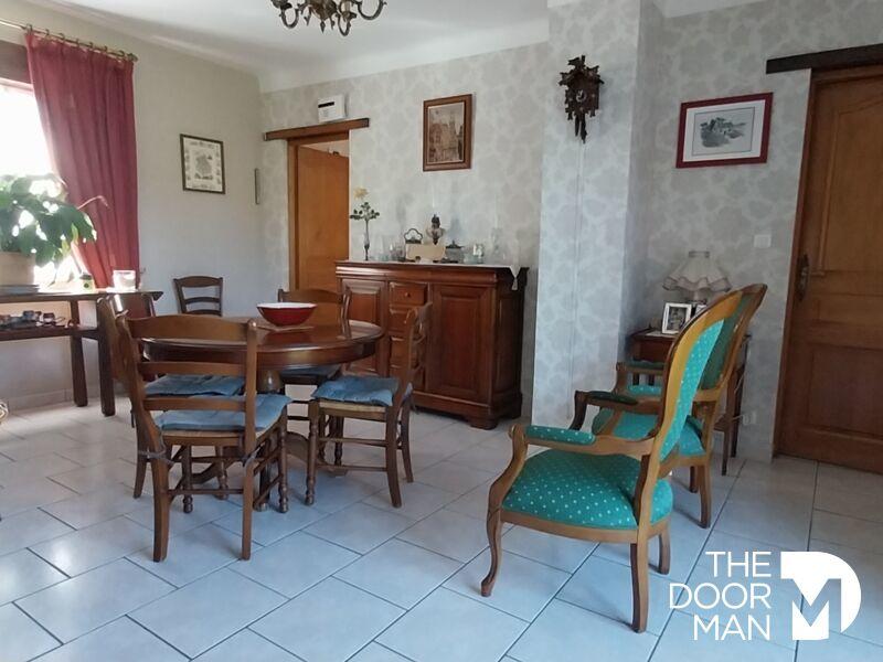 Maison - 168 m² - 7 pièces