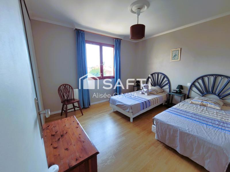 Maison - 159 m² - 4 pièces