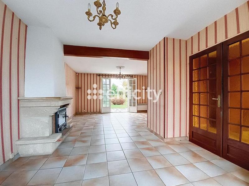 Maison - 156 m² - 9 pièces