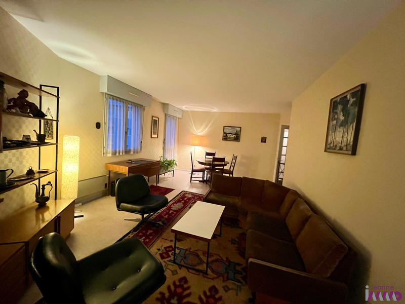 Appartement - 90 m² - 4 pièces