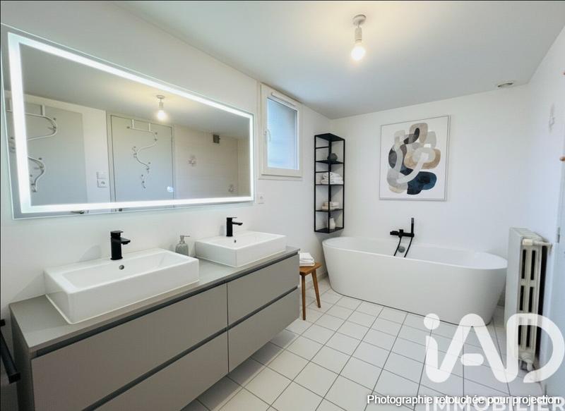 Maison - 110 m² - 6 pièces