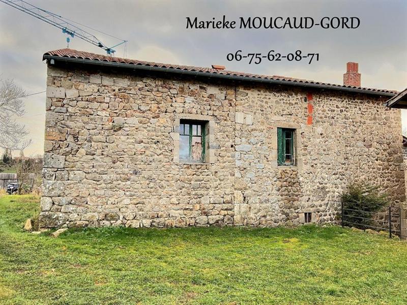 Corps de ferme - 240 m² - 7 pièces