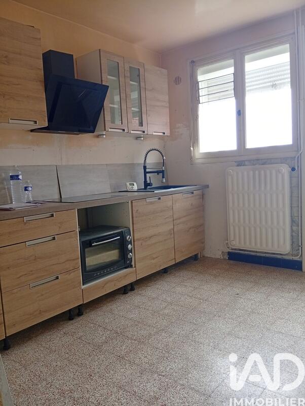 Maison - 81 m² - 5 pièces